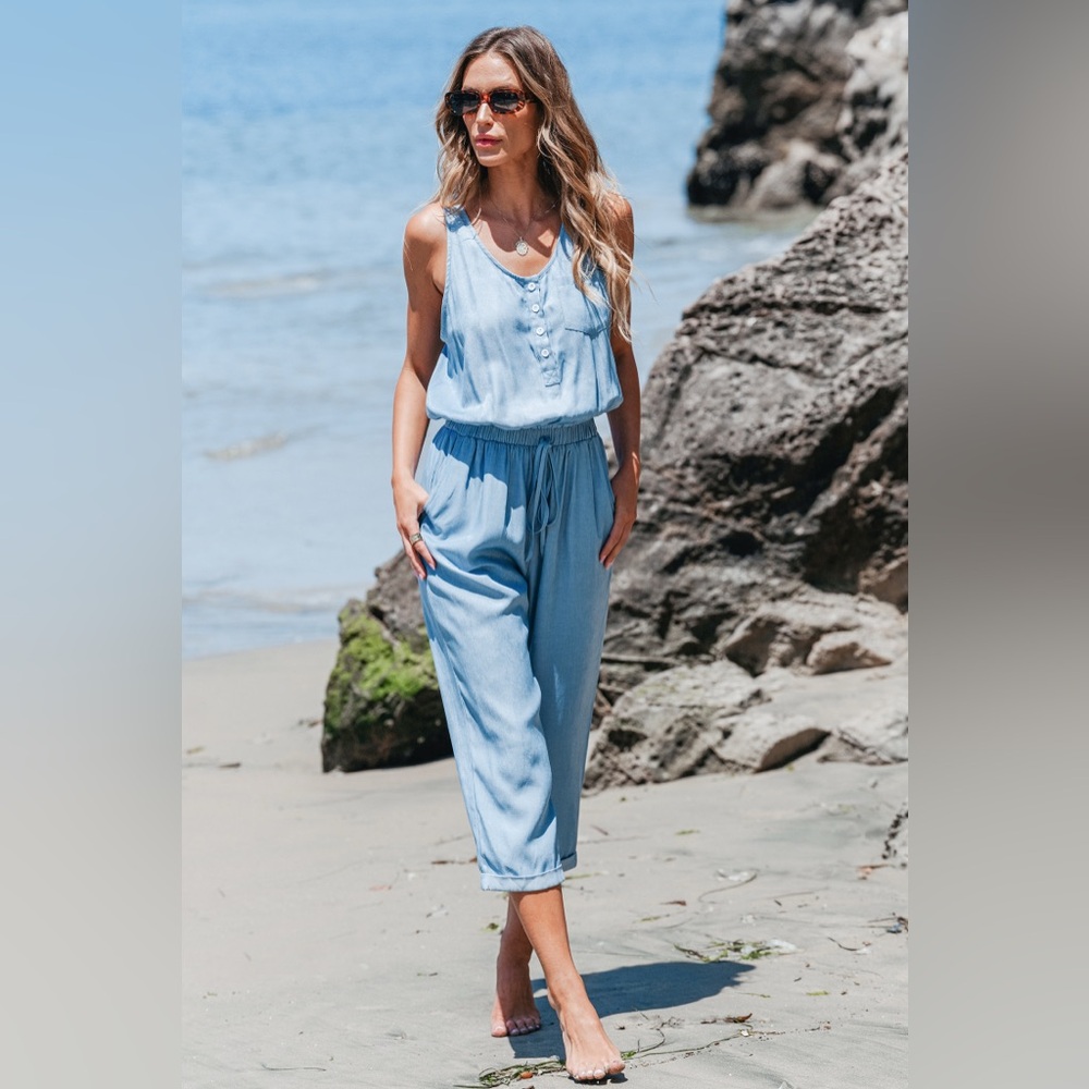 Cupshe Light Blue Denim Sleeveless Scoop Neck Button Down Tie Waist Jumpsuit S